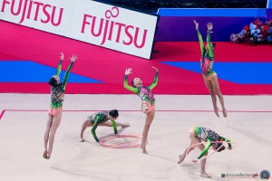 q group jr esp   spain sfe08650 copia simone ferraro ph